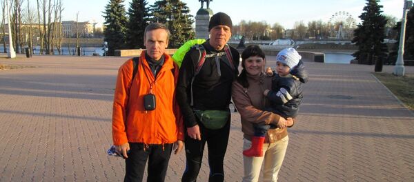 Sergei Lukyanov (C) - Sputnik International