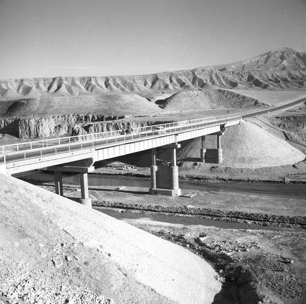 Puli-Khumri-Shibergan highway built with Soviet technical aid - Sputnik International