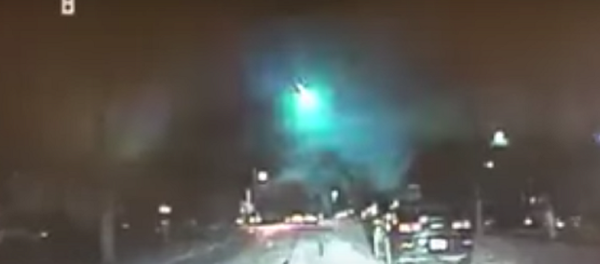 Giant Fireball Lights Up the Sky Over Parts of US Midwest (VIDEO) Giant Fireball Lights Up the Sky Over Parts of US Midwest (VIDEO) - Sputnik International
