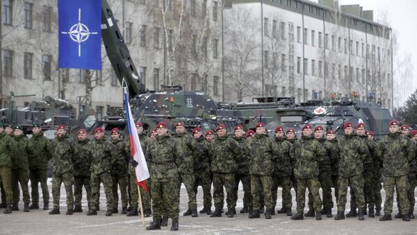 Netherlands' soldiers attend a ceremony to welcome the German battalion being deployed to Lithuania as part of NATO deterrence measures against Russia in Rukla, Lithuania February 7, 2017 - Sputnik International