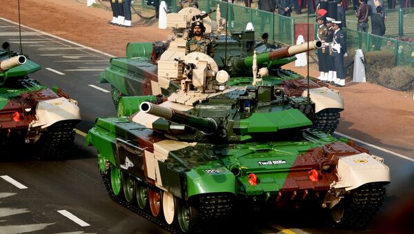 An Indian army T-90 (Bhishma) tank is seen during the full dress rehearsal for the upcoming Indian Republic Day parade in New Delhi on January 23, 2017. - Sputnik International