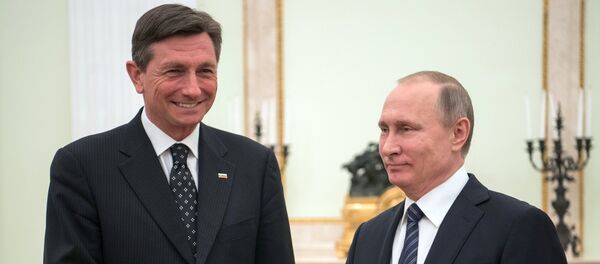 Russian President Vladimir Putin meets with Slovenia's President Borut Pahor, left Russian President Vladimir Putin meets with Slovenia's President Borut Pahor, left - Sputnik International