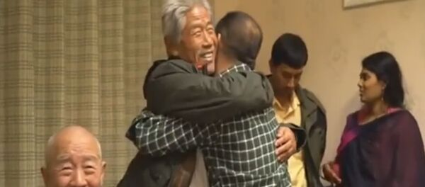 Wang Qi was happy to be reunited with family members Wang Qi was happy to be reunited with family members - Sputnik International