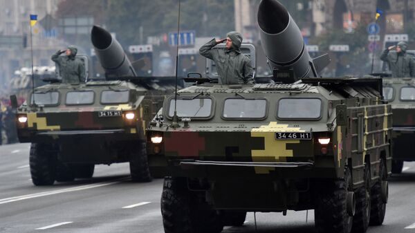 Soviet-made tactical ballistic missile complexes Tochka (Point) during a military parade in Kiev, August 24, 2016 - Sputnik International