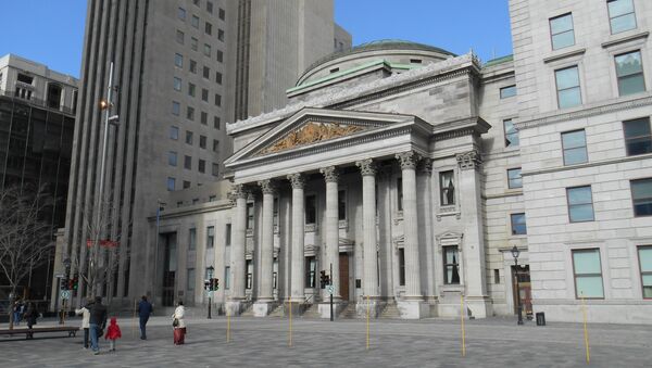 The main Montreal branch of the Bank of Montreal, Canada's oldest bank - Sputnik International
