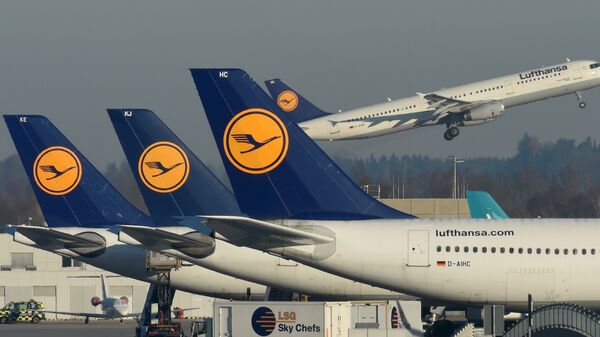This file photo taken on November 29, 2016 shows airplanes of German airline Lufthansa parked in front of the Lufthansa terminal at the Franz-Josef-Strauss airport in Munich, southern Germany - Sputnik International