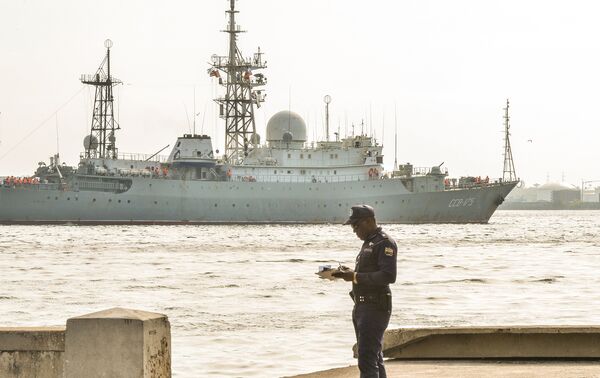 Russian Vishnya (also known as Meridian) class warship CCB-175 Viktor Leonov, arrives at Havana's harbor Russian Vishnya (also known as Meridian) class warship CCB-175 Viktor Leonov, arrives at Havana's harbor - Sputnik International