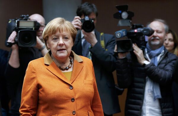 German Chancellor Angela Merkel arrives in the witness stand of a parliamentary inquiry in Berlin investigating the NSA's activities in Germany, February 16, 2017. German Chancellor Angela Merkel arrives in the witness stand of a parliamentary inquiry in Berlin investigating the NSA's activities in Germany, February 16, 2017. - Sputnik International