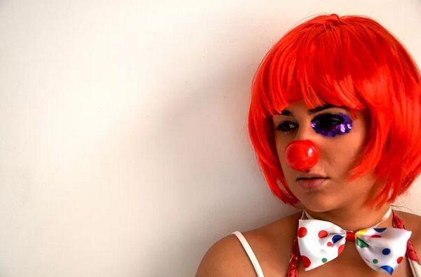 Harassment bruises portrayed in glitter - Sputnik International