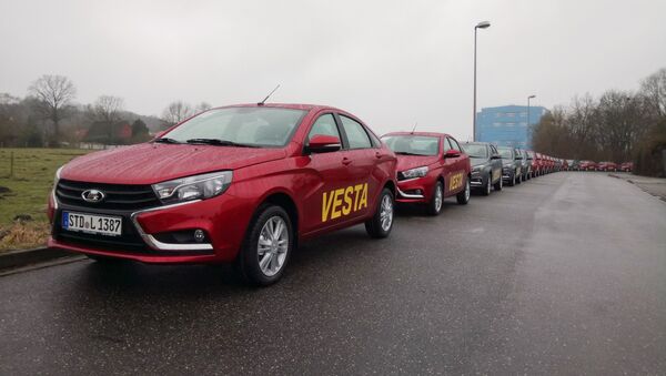 Lada Vesta sedans arrive in Germany. Sales started this week. - Sputnik International