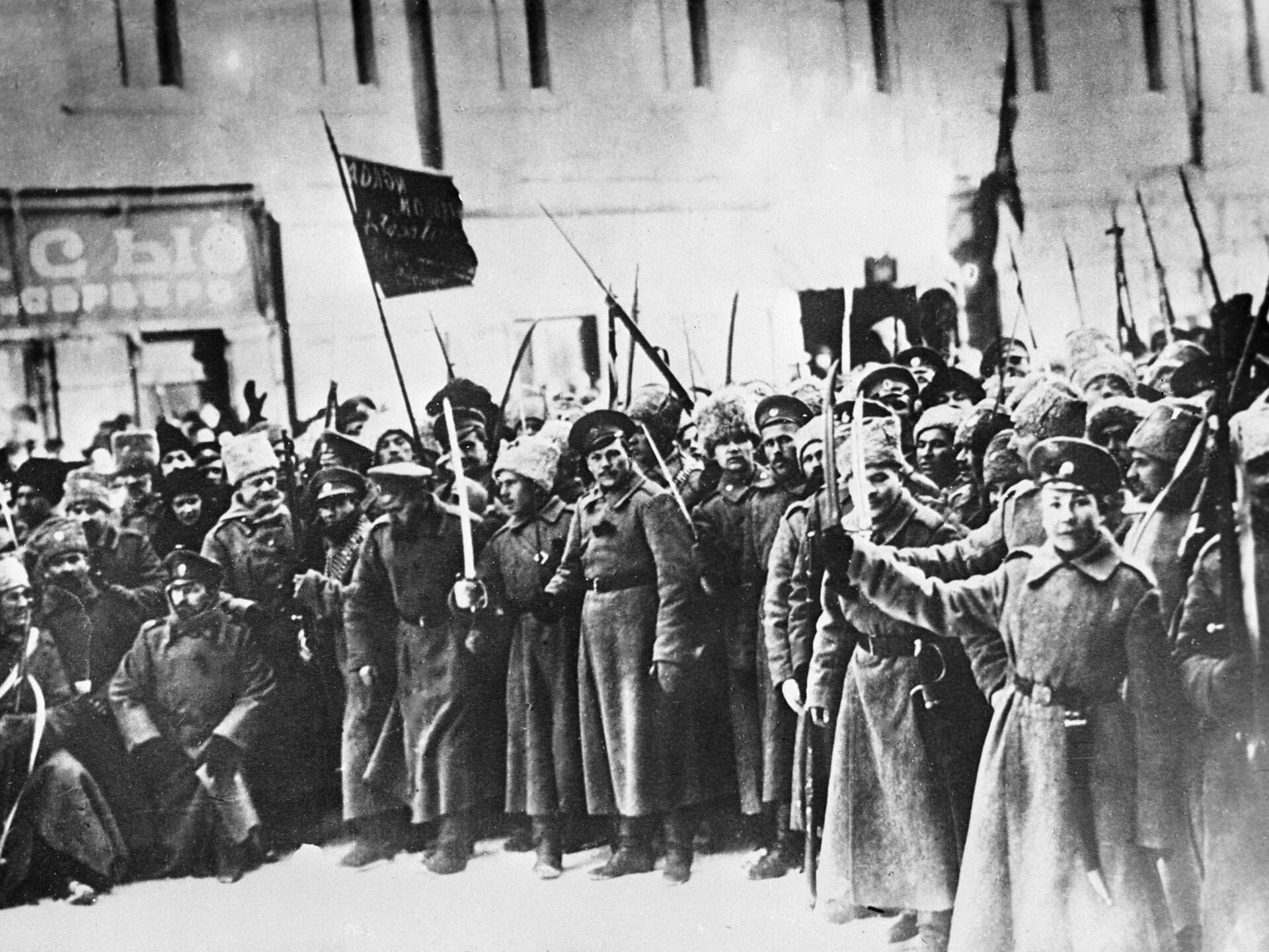 Soldiers of 1917 February Revolution. - Sputnik International, 1920, 29.10.2021