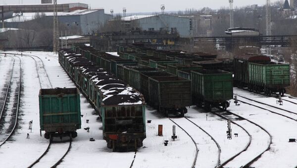 Train cars with coal at the Donetsk railway station. In early January, Ukrainian radicals who earlier participated in the fighting in the Donbass started a blockade against the Donetsk People's Republic - Sputnik International