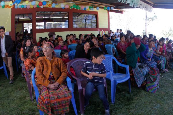 Russian volunteers of the Health&Help charity program opened the doors of their clinic to more than 15,000 residents of the village and nearby settlements of the Central American country of Guatemala. - Sputnik International