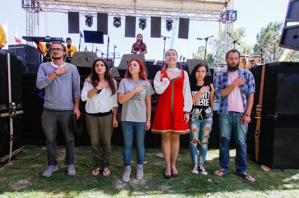 Russian volunteers of the Health&Help charity program opened the doors of their clinic to more than 15,000 residents of the village and nearby settlements of the Central American country of Guatemala. - Sputnik International