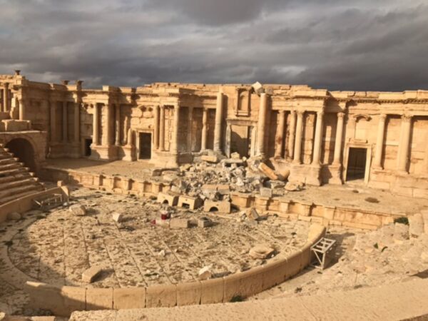 Palmyra recaptured by Syrian Arab Army backed by Russian Air Force Palmyra recaptured by Syrian Arab Army backed by Russian Air Force - Sputnik International