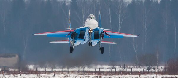 Russian Knights aerobatic team - Sputnik International
