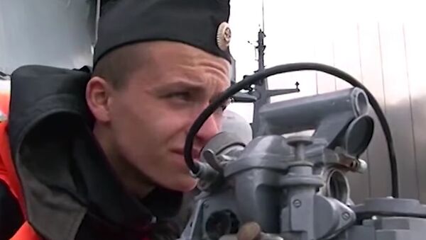Russian Baltic Fleet Conducts Artillery Exercises - Sputnik International