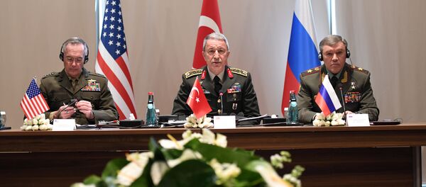 Turkey's Chief of Staff General Hulusi Akar meets with U.S. Chairman of the Joint Chiefs of Staff Joseph Dunford and Russian Armed Forces Chief of Staff Valery Gerasimov in Antalya, Turkey March 7, 2017. Turkey's Chief of Staff General Hulusi Akar meets with U.S. Chairman of the Joint Chiefs of Staff Joseph Dunford and Russian Armed Forces Chief of Staff Valery Gerasimov in Antalya, Turkey March 7, 2017. - Sputnik International