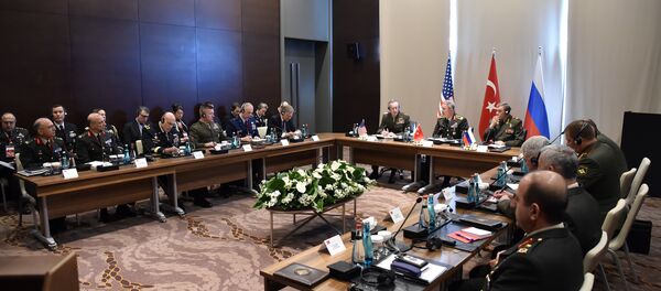 Turkey's Chief of Staff General Hulusi Akar, U.S. Chairman of the Joint Chiefs of Staff Joseph Dunford and Russian Armed Forces Chief of Staff Valery Gerasimov meet in Antalya, Turkey Turkey's Chief of Staff General Hulusi Akar, U.S. Chairman of the Joint Chiefs of Staff Joseph Dunford and Russian Armed Forces Chief of Staff Valery Gerasimov meet in Antalya, Turkey - Sputnik International