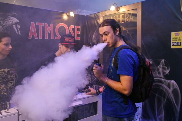 'Vaping' Damages Arteries And Blood Vessels Even Without Nicotine, Study Finds 'Vaping' Damages Arteries And Blood Vessels Even Without Nicotine, Study Finds - Sputnik International