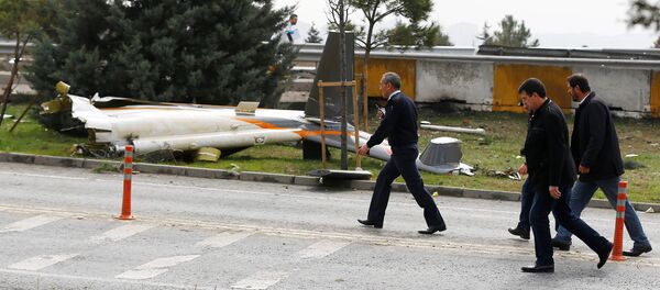 Wreckage of a helicopter is seen after it crashed in Istanbul, Turkey, March 10, 2017 Wreckage of a helicopter is seen after it crashed in Istanbul, Turkey, March 10, 2017 - Sputnik International