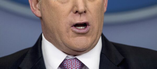 White House Press Secretary Sean Spicer speaks to media while his American flag lapel pin is upside down White House Press Secretary Sean Spicer speaks to media while his American flag lapel pin is upside down - Sputnik International