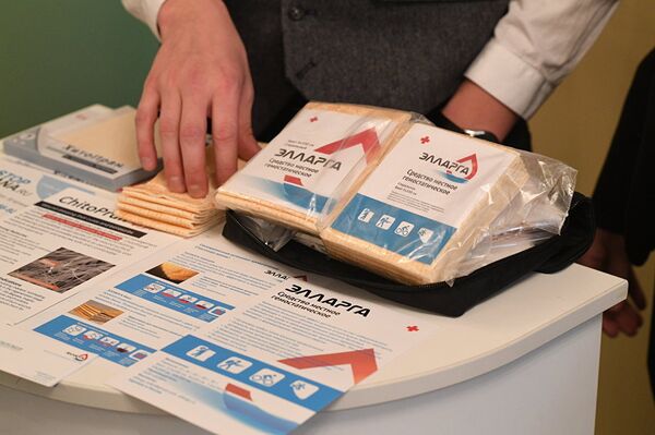 Nanopowder dressing for the rapid closure of wounds, created in Zelenograd - Sputnik International