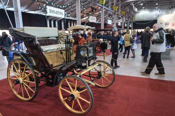 Old and Fashioned: Nicholas II Vintage Cars on Display in Moscow - Sputnik International