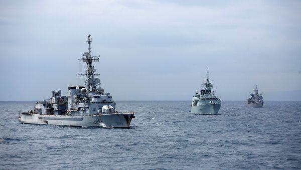Warships participate in NATO's Dynamic Manta 2017 anti-submarine warfare exercise, in the Mediterranean sea, Italy March 13, 2017. Picture taken March 13, 2017 - Sputnik International
