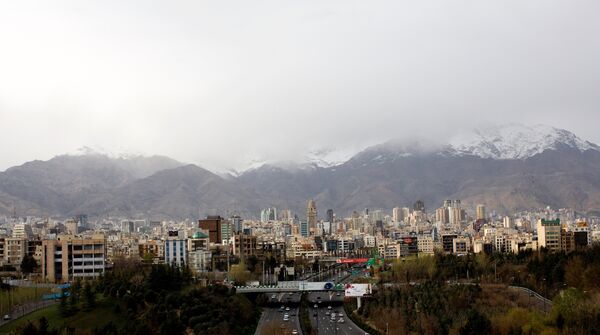 A general view of northern Tehran taken from Tabi'at (Nature) bridge on Modares highway. (File) A general view of northern Tehran taken from Tabi'at (Nature) bridge on Modares highway. (File) - Sputnik International