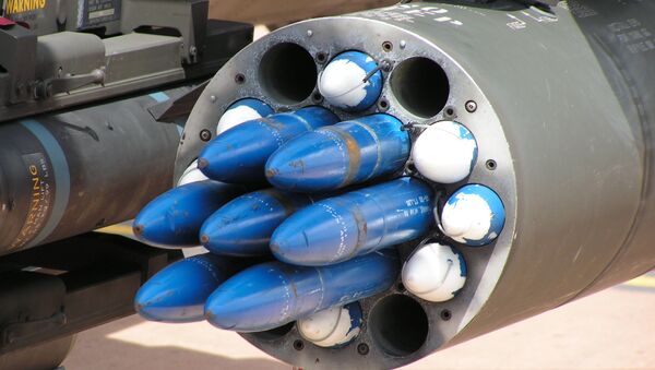 Hydra 70 rockets in an M261 launch pod on a AH-64 Apache. (File) - Sputnik International