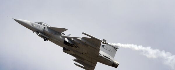 Gripen, a Swedish fighter aircraft performs at the opening ceremony of Aero India 2017 at Yelahanka air base in Bangalore, India, Tuesday, Feb. 14, 2017 - Sputnik International