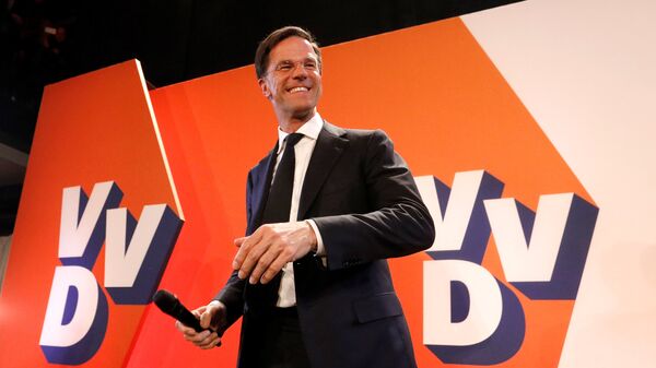 Dutch Prime Minister Mark Rutte of the VVD Liberal party appears before his supporters in The Hague, Netherlands, March 15, 2017. - Sputnik International