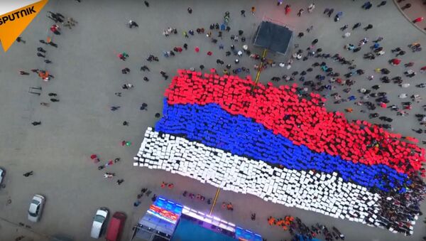 Students Form a Russian Flag in Crimea - Sputnik International