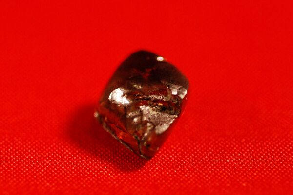 The Superman Diamond, a 7.44-carat brown diamond discovered in Arkansas. The Superman Diamond, a 7.44-carat brown diamond discovered in Arkansas. - Sputnik International