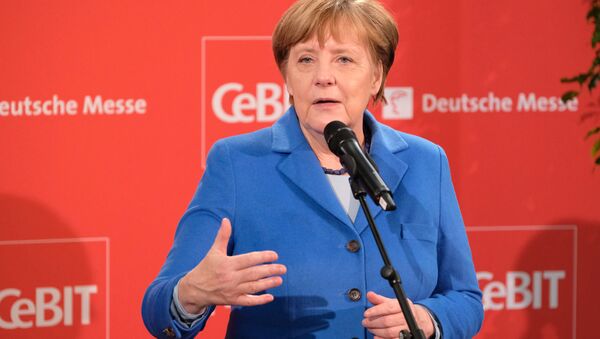 German Chancellor Angela Merkel speaks after her tour at the CeBIT computer and tech fair in Hannover, Germany, 15 March 2016 - Sputnik International