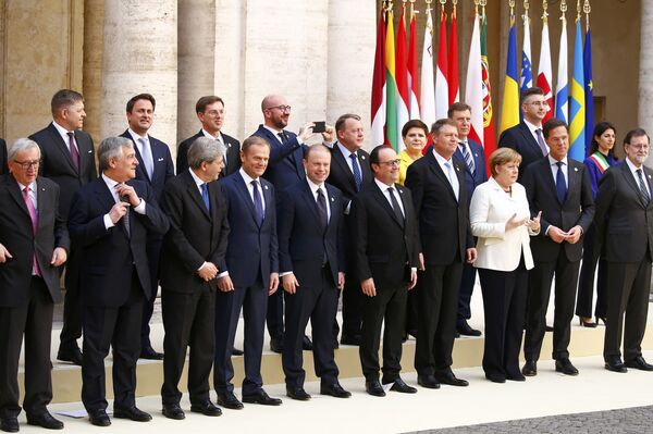 European Union leaders pose for a family photo during a meeting on the 60th anniversary of the Treaty of Rome, in Rome, Italy March 25, 2017 - Sputnik International