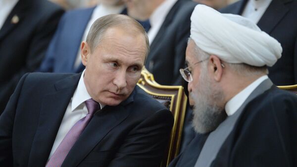 Russian President Vladimir Putin, left, and President of Iran Hassan Rouhani during the joint documents signing ceremony following the Russian-Iranian talks in Tehran, Iran, November 23, 2015 - Sputnik International