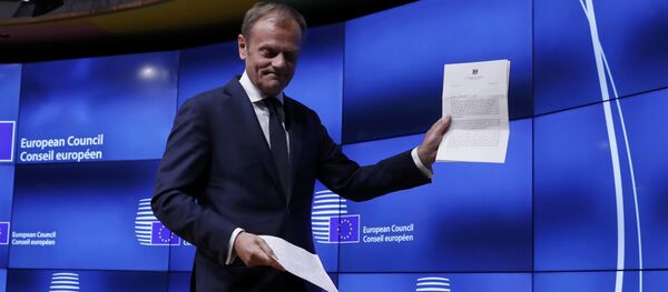 European Council President Donald Tusk leaves after a news conference after receiving British Prime Minister Theresa May's Brexit letter in notice of the UK's intention to leave the bloc under Article 50 of the EU's Lisbon Treaty to EU Council President Donald Tusk in Brussels, Belgium March 29, 2017 European Council President Donald Tusk leaves after a news conference after receiving British Prime Minister Theresa May's Brexit letter in notice of the UK's intention to leave the bloc under Article 50 of the EU's Lisbon Treaty to EU Council President Donald Tusk in Brussels, Belgium March 29, 2017 - Sputnik International