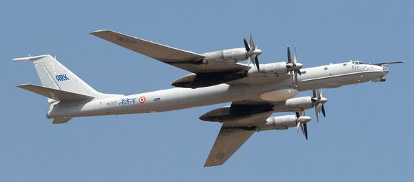 Tupolev Tu-142 of the Indian Navy - Sputnik International