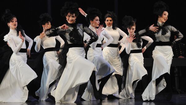 A scene from play Anna Karenina staged by Anzhelika Kholina at Vakhtangov Theater - Sputnik International