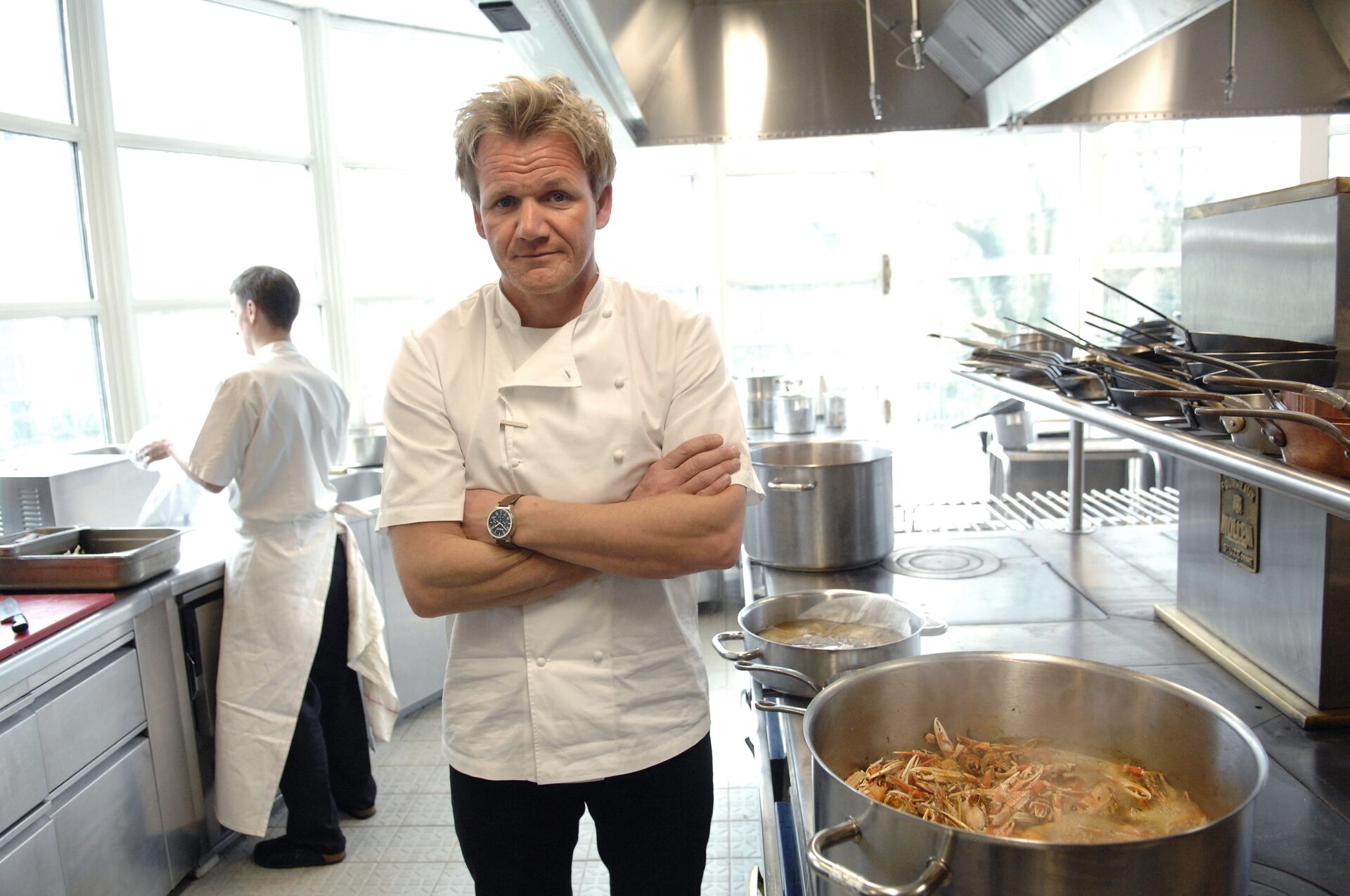 British chef Gordon Ramsay poses at the Trianon palace restaurant on March 20, 2008 in Versailles, west of Paris.  - Sputnik International, 1920, 08.12.2021