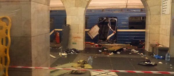 A picture shows the damaged train carriage at Technological Institute metro station in Saint Petersburg on April 3, 2017 A picture shows the damaged train carriage at Technological Institute metro station in Saint Petersburg on April 3, 2017 - Sputnik International