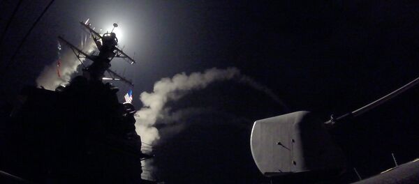 In this image provided by the U.S. Navy, the guided-missile destroyer USS Porter (DDG 78) launches a tomahawk land attack missile in the Mediterranean Sea, Friday, April 7, 2017. In this image provided by the U.S. Navy, the guided-missile destroyer USS Porter (DDG 78) launches a tomahawk land attack missile in the Mediterranean Sea, Friday, April 7, 2017. - Sputnik International