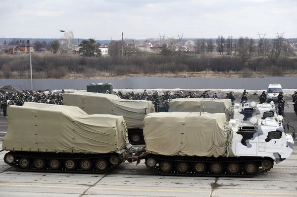 A DT-30 Vityaz all-terrain tracked carrier, due to be used in the Arctic, during a drill held ahead of the military parade on Red Square on May 9, 2017 A DT-30 Vityaz all-terrain tracked carrier, due to be used in the Arctic, during a drill held ahead of the military parade on Red Square on May 9, 2017 - Sputnik International