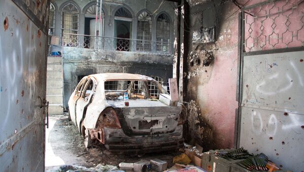Burned car in Mosul - Sputnik International