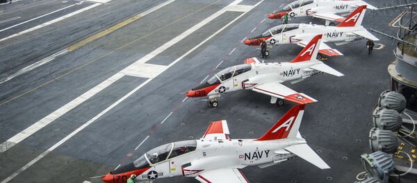 T-45C Goshawks from Training Air Wing One on the flight deck of the aircraft carrier USS George Washington T-45C Goshawks from Training Air Wing One on the flight deck of the aircraft carrier USS George Washington - Sputnik International