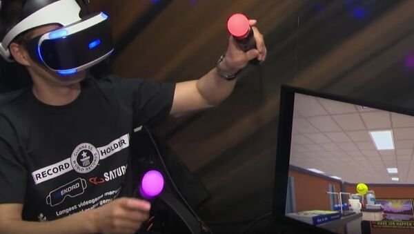 28 hours in Virtual Reality: Austrian Gamer Smashes Guinness World Record - Sputnik International