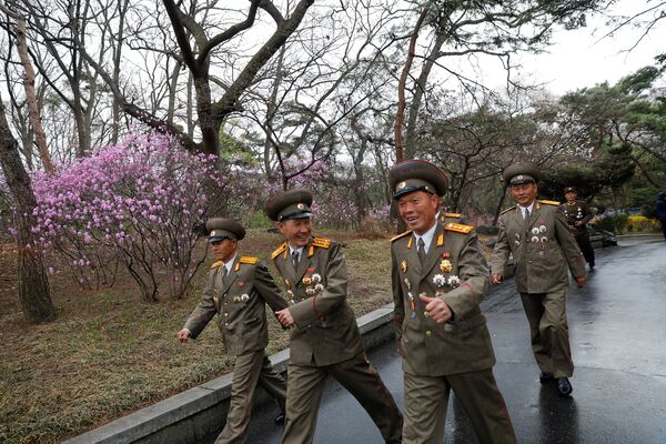From Parade to Daily Life: Sneak Peak at Pyongyang in Spring - Sputnik International