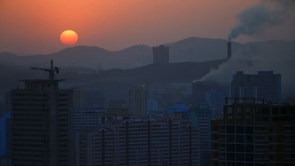 The sun set in Pyongyang, North Korea April 12, 2017. - Sputnik International